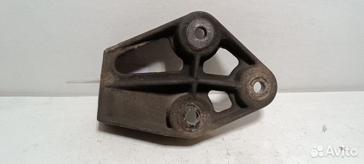 Кронштейн двигателя Шевроле Ланос 1.5