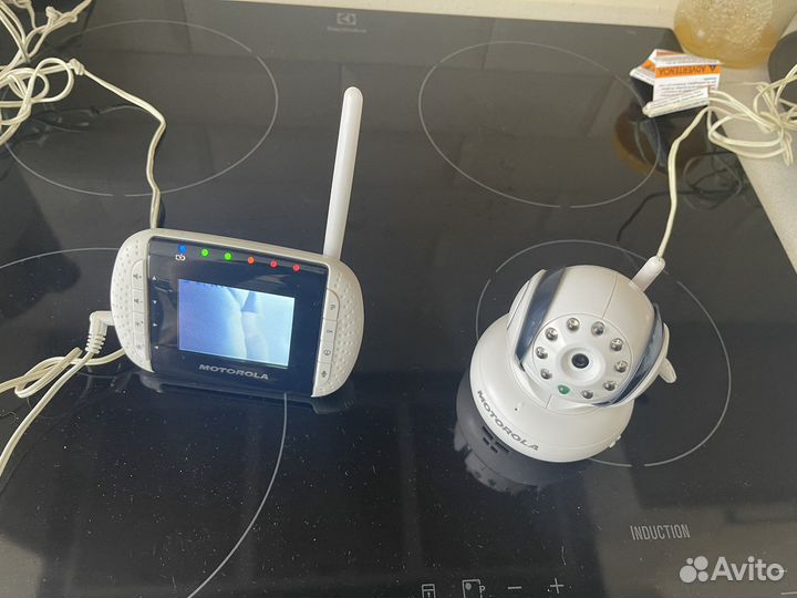 Видеоняня Motorola MBP33
