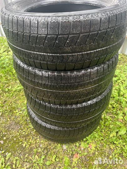 Bridgestone Blizzak LT R16