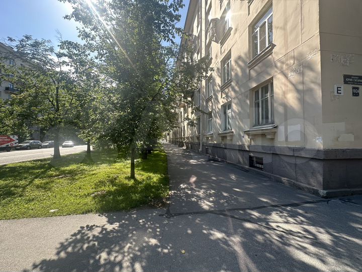 3-к. квартира, 76 м², 1/5 эт.