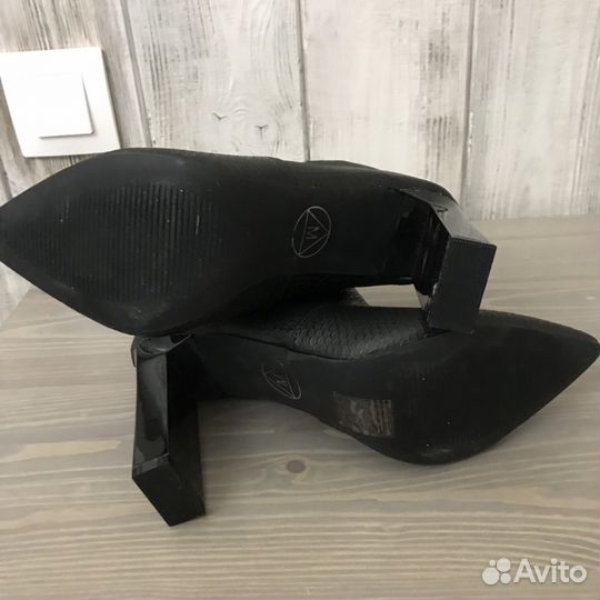 Ботильоны