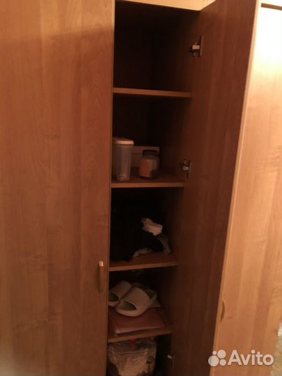 Шкаф