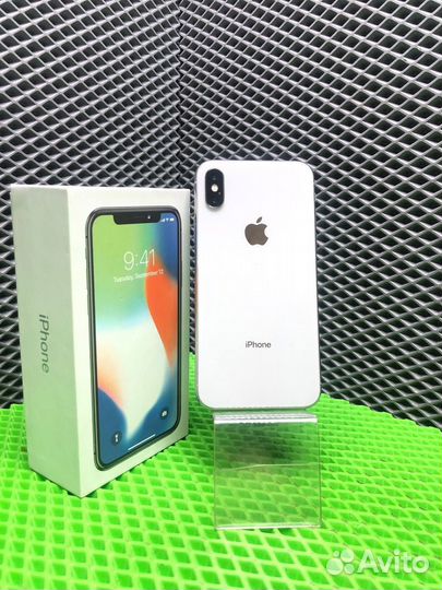 iPhone X, 256 ГБ