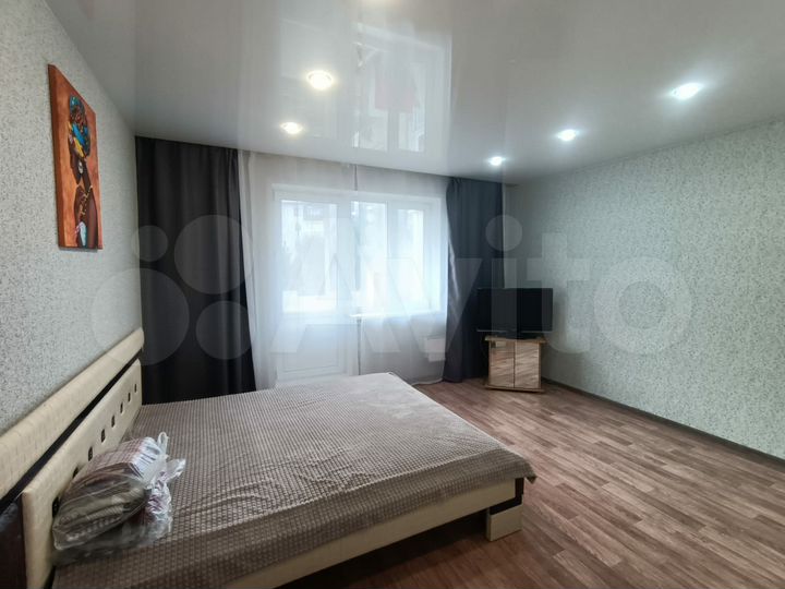 2-к. квартира, 54 м², 2/10 эт.