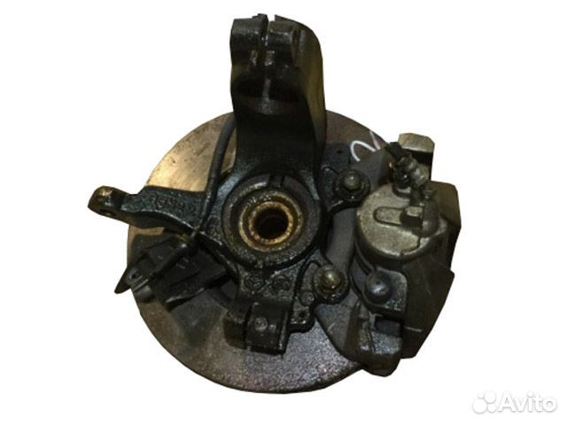 Кулак поворотный левый Mazda 3