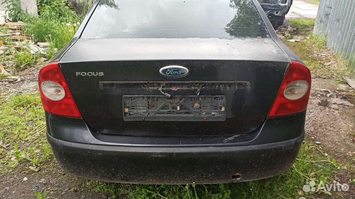 Крышка багажника Форд Фокус 2
