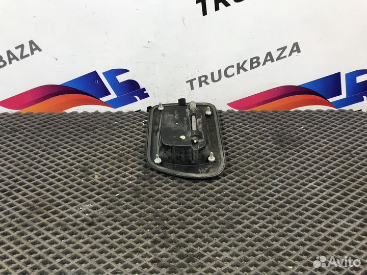 504215016 Ручка двери наружная правая