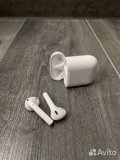 Apple AirPods 2 оригинал б/у