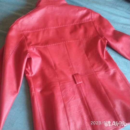 Золото 750 пробы,серьги с Александритом