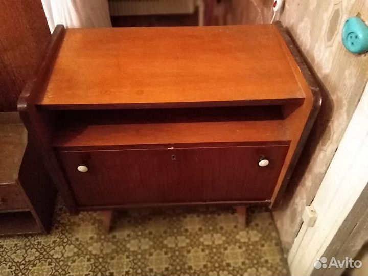 Тумба под телевизор