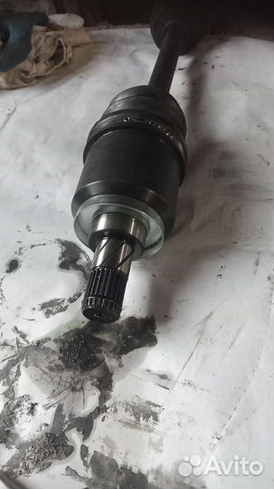 Привод левый на Нисан Альмера 2005г(nissan almera)