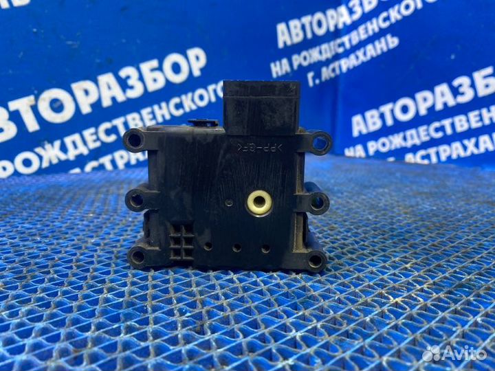 Моторчик заслонок отопителя Mazda 6 Gg лифтбэк