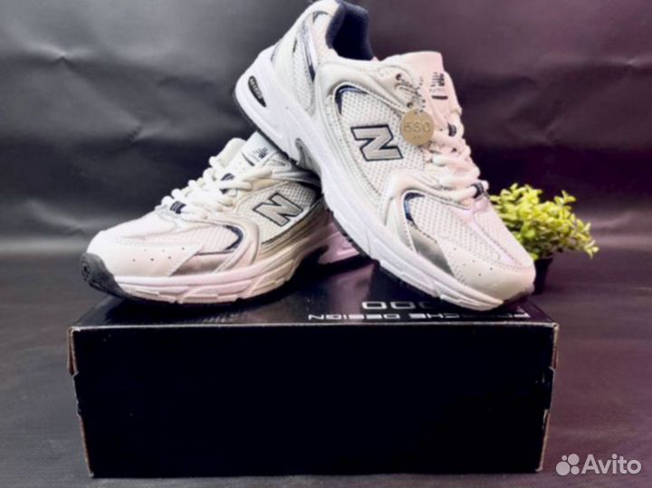 Кроссовки New Balance 530 осень