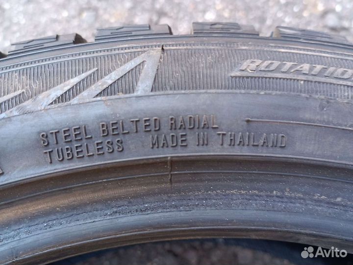 Dunlop SP Winter Ice 02 255/40 R19 100T