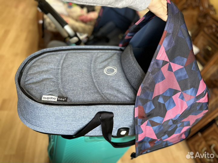 Bugaboo bee 5 люлька+адаптеры+капюшон