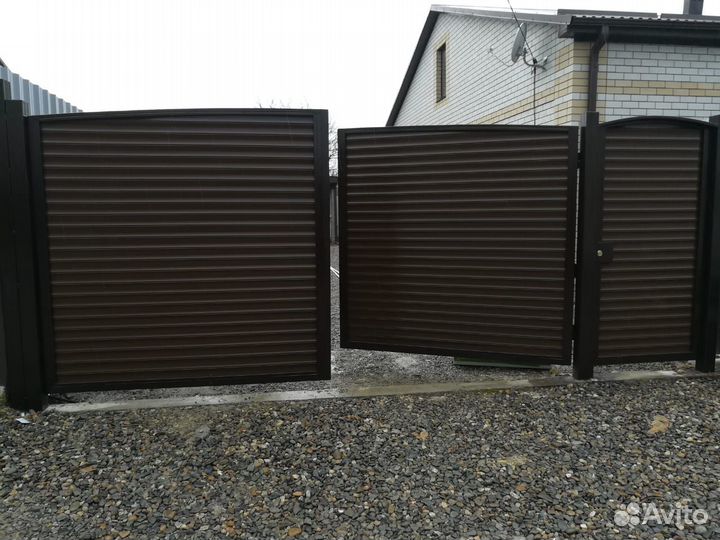 Въездные ворота распашные Alutech 2650x2250 мм