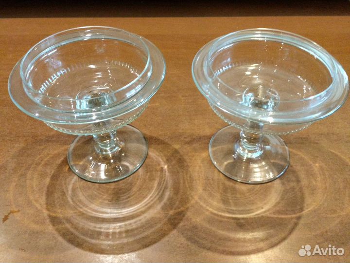 Старинные вазы для сахара, варенья на ножке