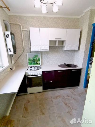 Кухонный гарнитур угловой