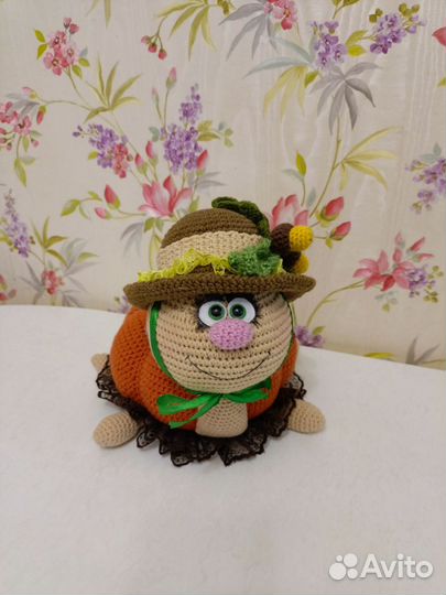 Продам вязаную черепашку тыковку для интерьера