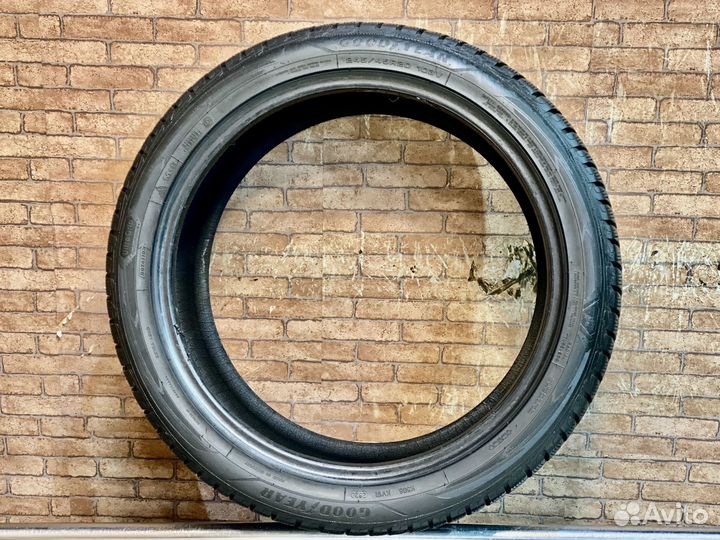 Goodyear UltraGrip Performance Gen-1 245/45 R20