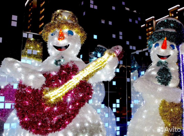 Новогодний световой Снеговик для улицы в наличии