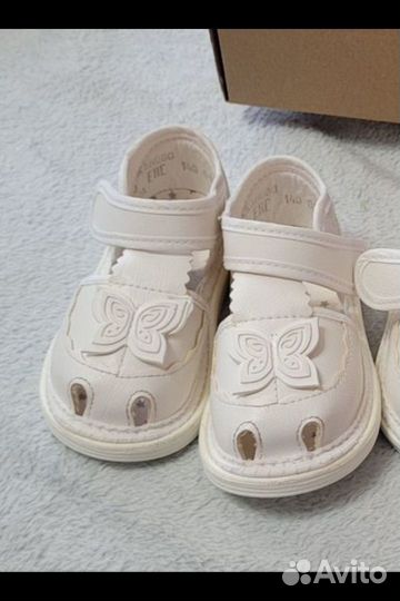 Сандалии для девочки