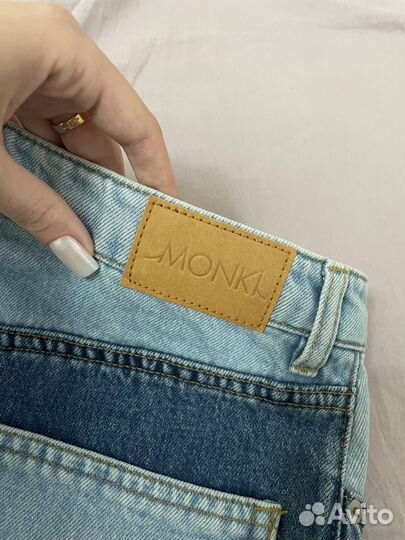 Джинсы monki