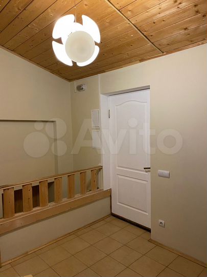 Дом 365 м² на участке 12 сот.