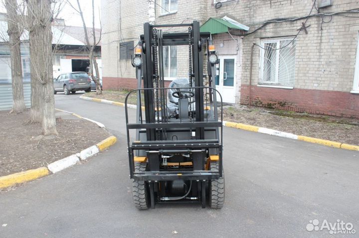 Вилочный погрузчик UN Forklift FD15, 2024