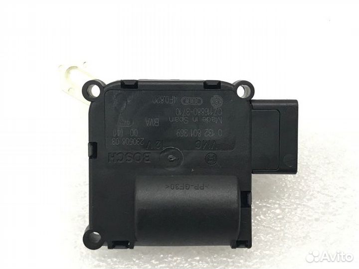 Моторчик заслонки отопителя Audi A8 D3 BVJ 2008