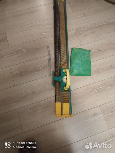 Продаю вязальную машину