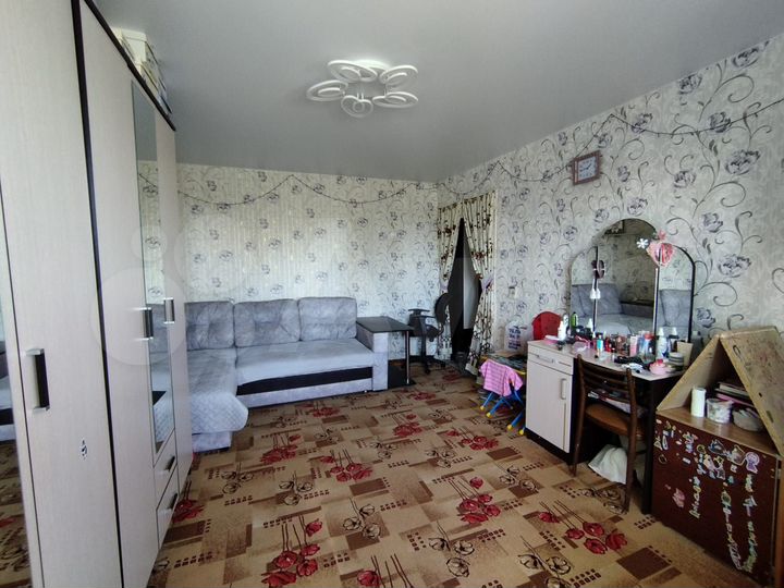 2-к. квартира, 50 м², 5/9 эт.