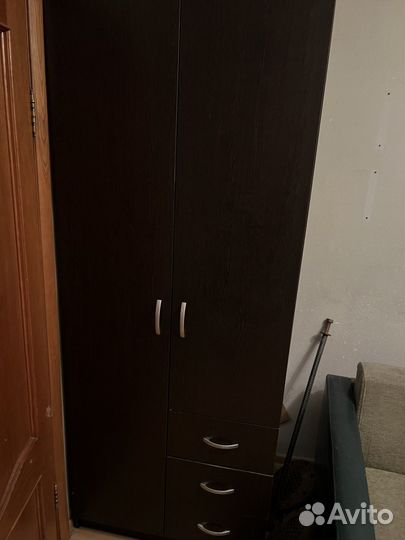 Шкаф распашной