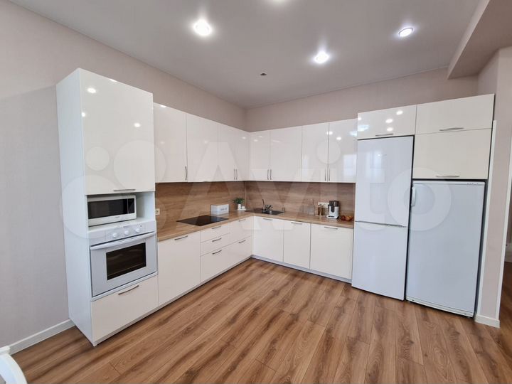 Таунхаус 100 м² на участке 6 сот.