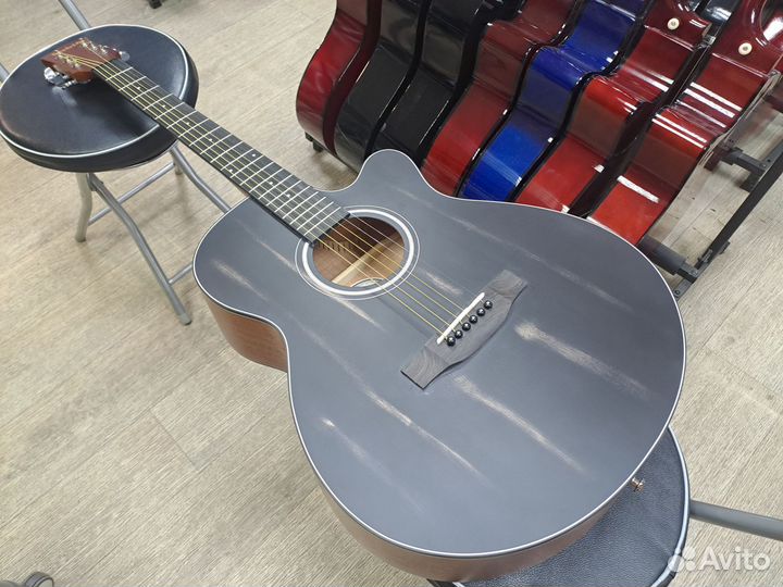 Гитара акустическая массив ель