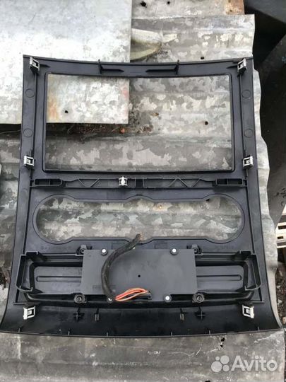 Накладка на торпедо передняя Mercedes Sprinter