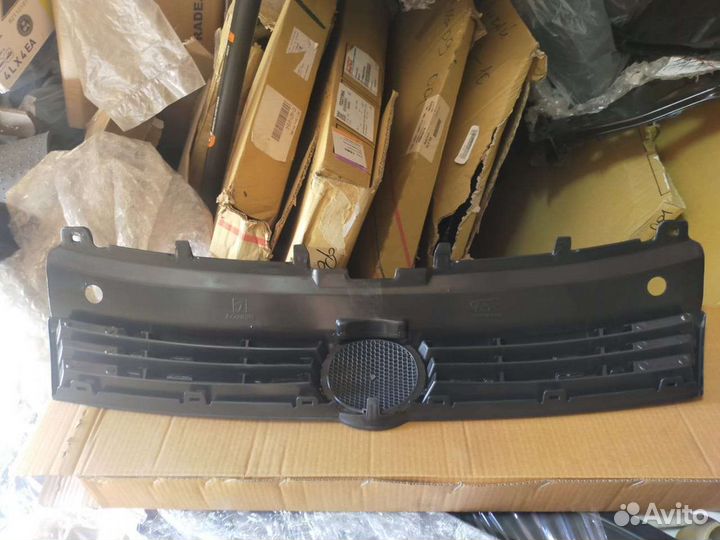 Решетка Volkswagen polo