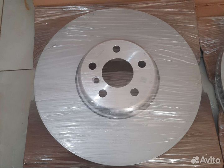 Передние тормозные диски BMW 5 G30