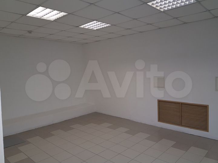 Торговая площадь, 18 м²