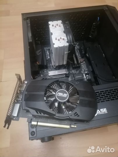 Видеокарта GTX 1050 2gb