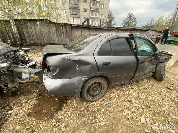 Кузов Nissan almera n16