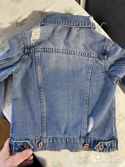 Куртка джинсовая