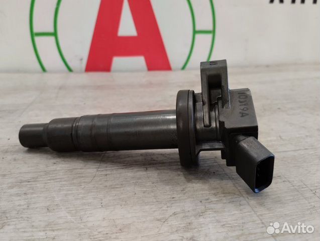 Катушка зажигания Toyota Avensis T25 1zzfe 2007
