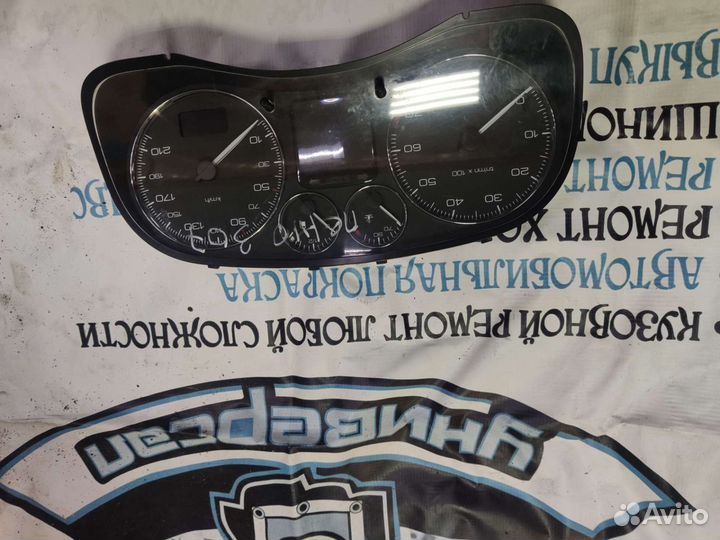 Панель приборов Peugeot 307