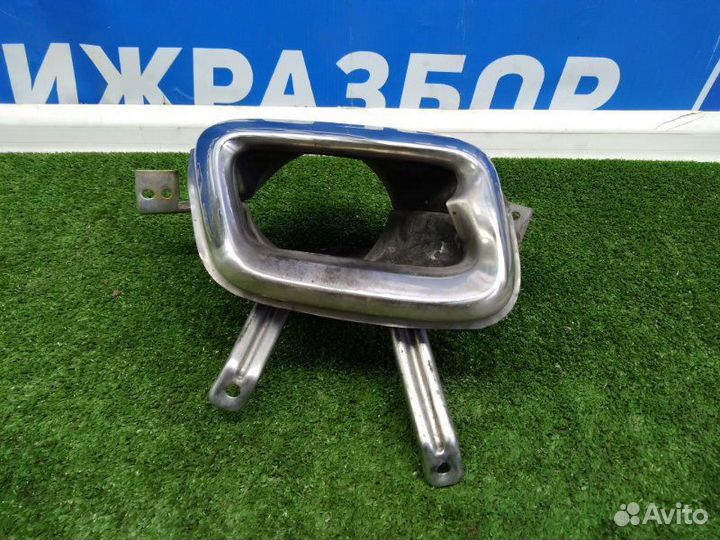 Насадка на глушитель задняя правая Geely Atlas