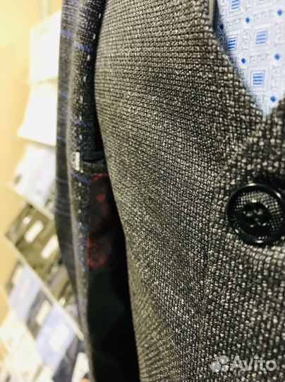 Мужской классический костюм. Костюм тройка