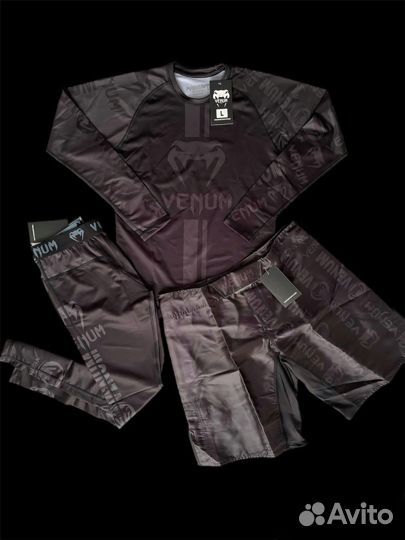 Рашгард Шорты тайтсы Venum