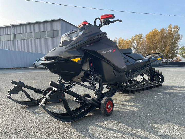 Снегоход Ski-Doo Summit Expert 165 850 E-TEC Turbo