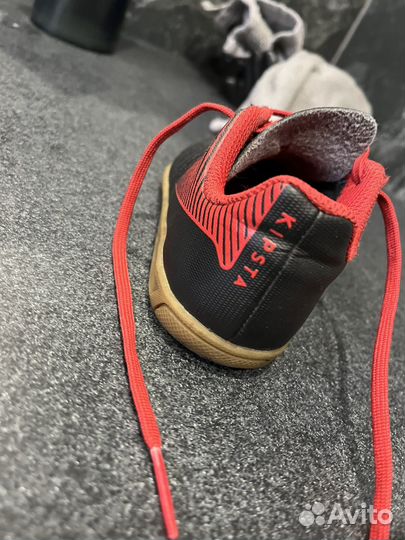 Кроссовки 27р