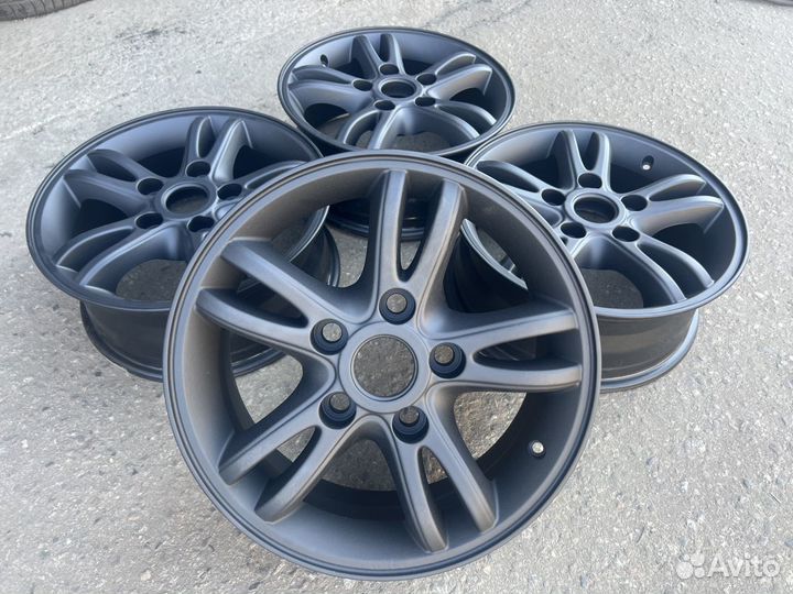 Комплект литых дисков R16 5x130 Dia 84.1